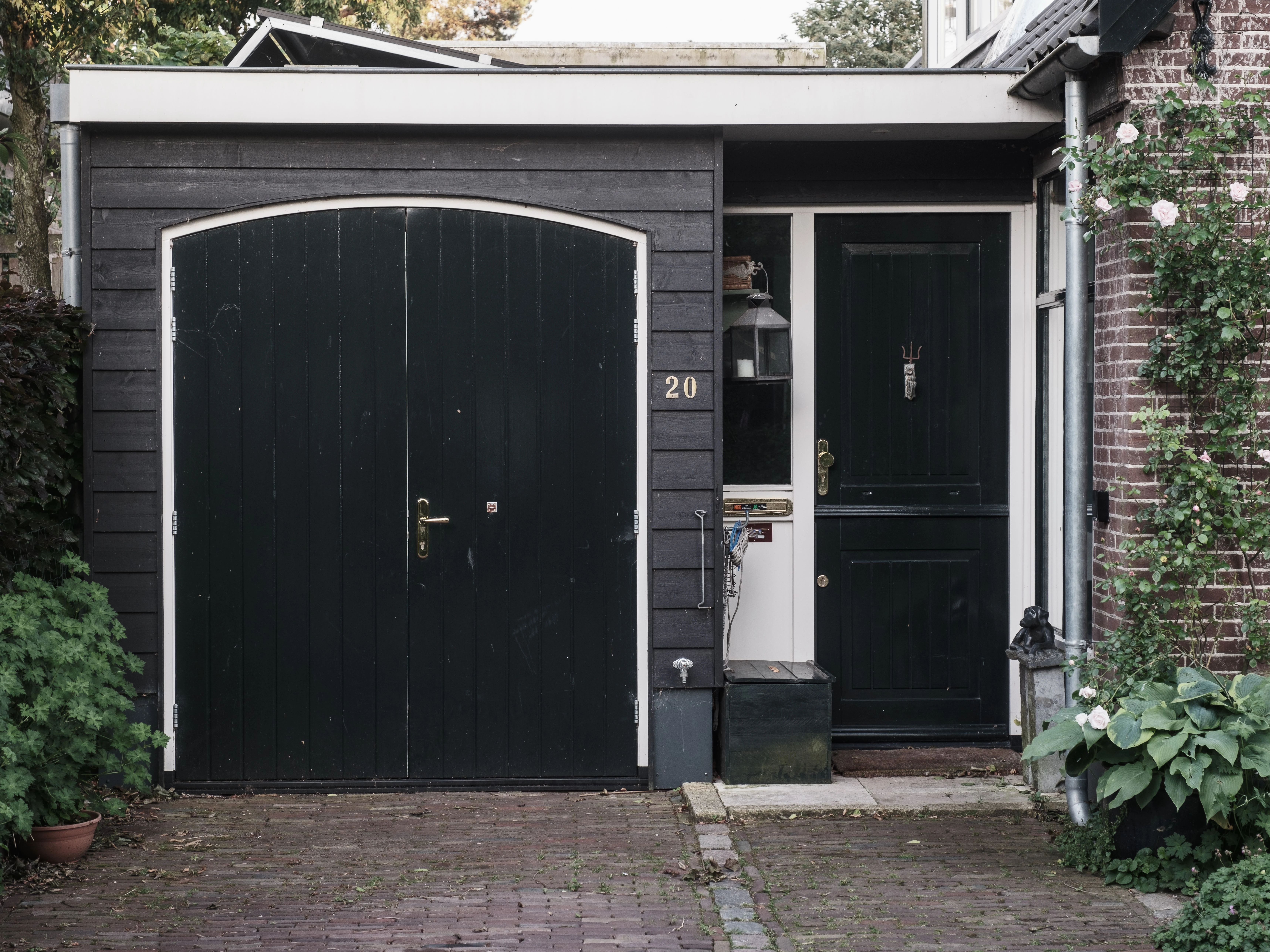 Residential garage door in Vienna